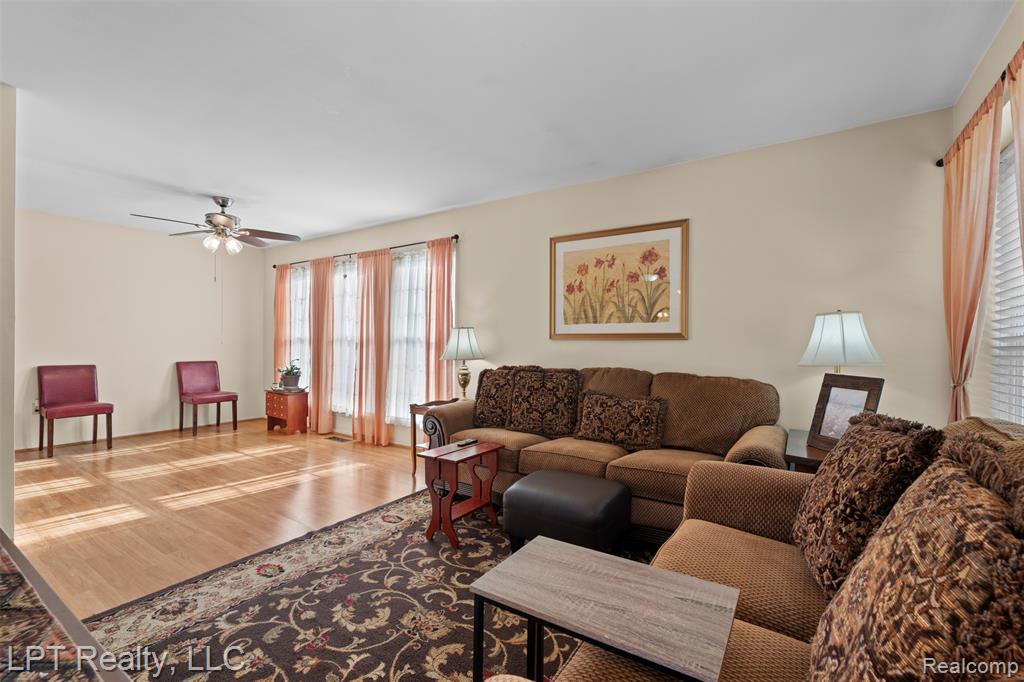 40699 Newport Drive, 256, Plymouth, MI 48170 — Photo 6