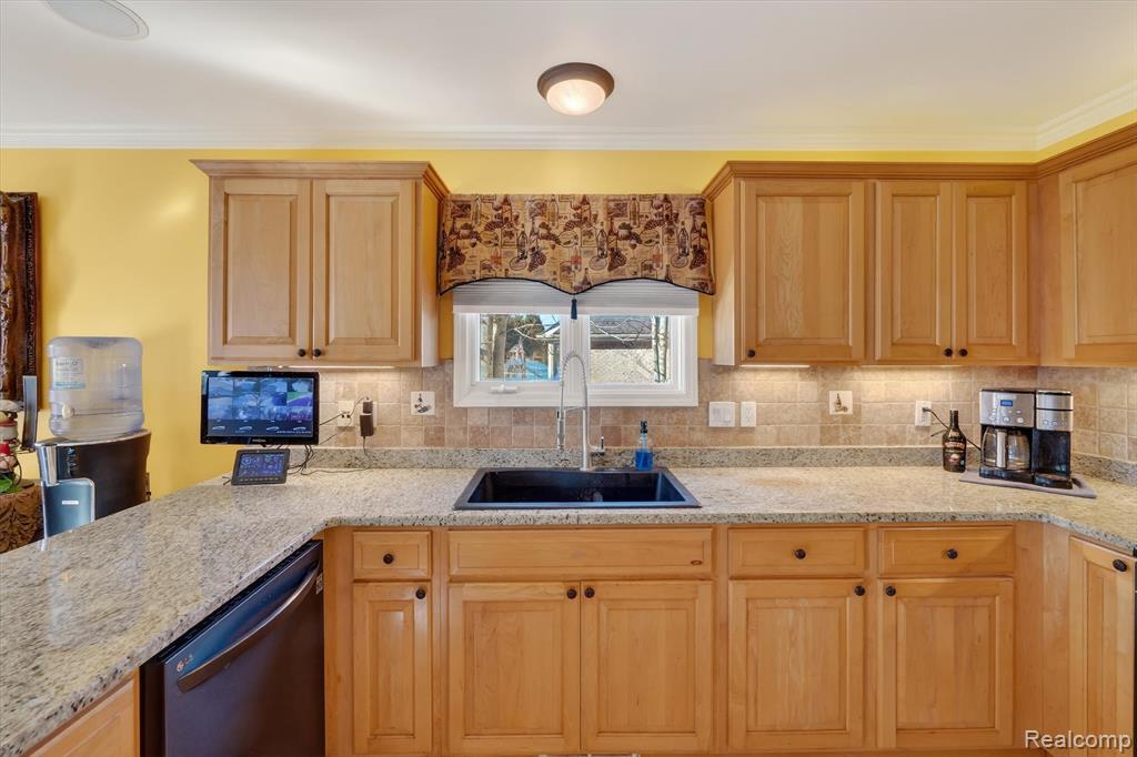 37822 Lilac Lane, Richmond, MI 48062 — Photo 10