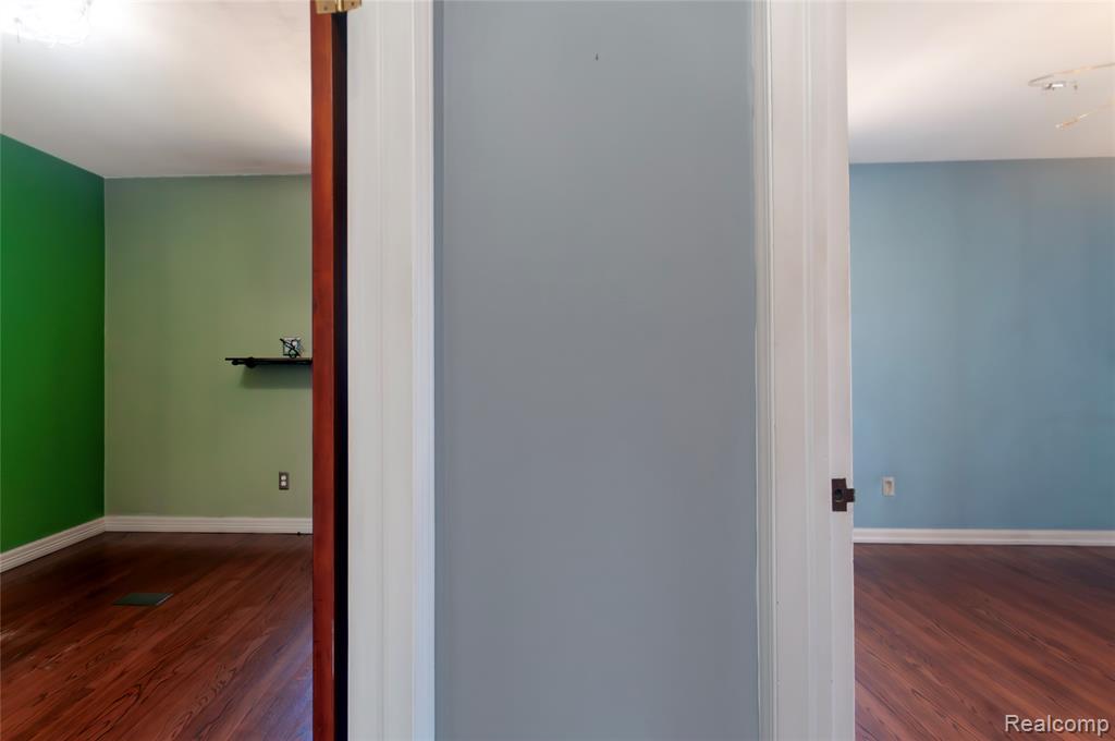 802 Catalpa Drive, Royal Oak, MI 48067 — Photo 13