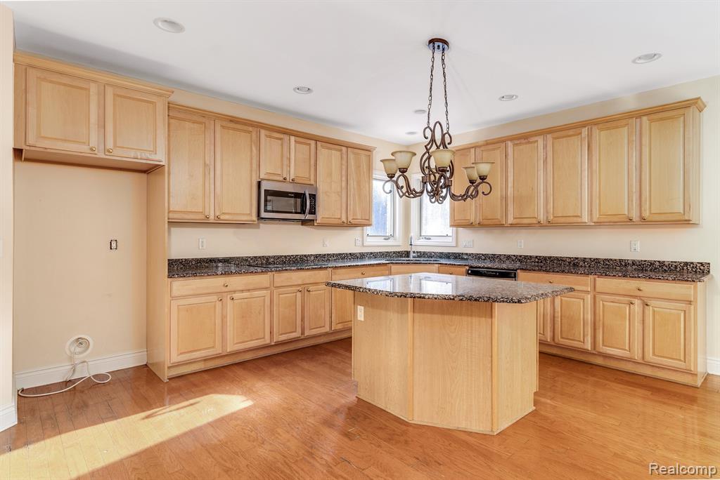 122 Sand Bar Lane, Detroit, MI 48214 — Photo 21