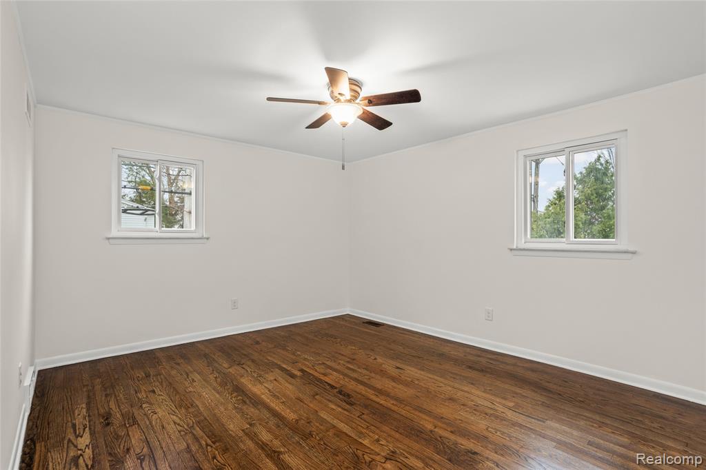 928 N Denwood Street, Dearborn, MI 48128 — Photo 15