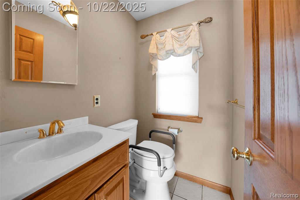 3996 Araby Court, Highland, MI 48356 — Photo 73