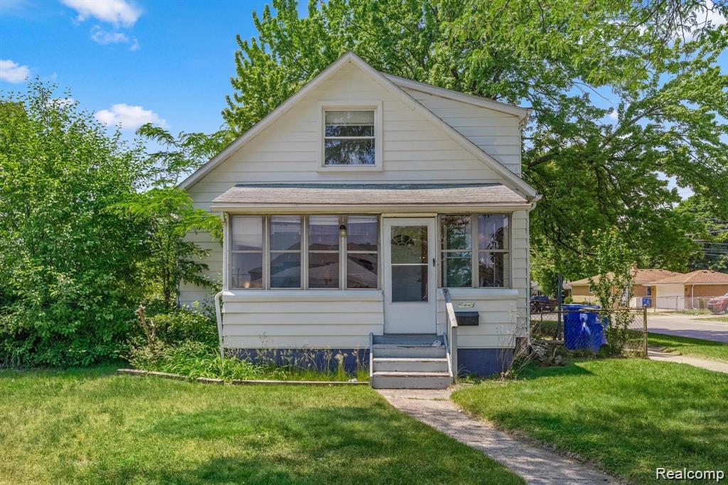 6763 N Gulley Road, Dearborn Heights, MI 48127 — front exterior