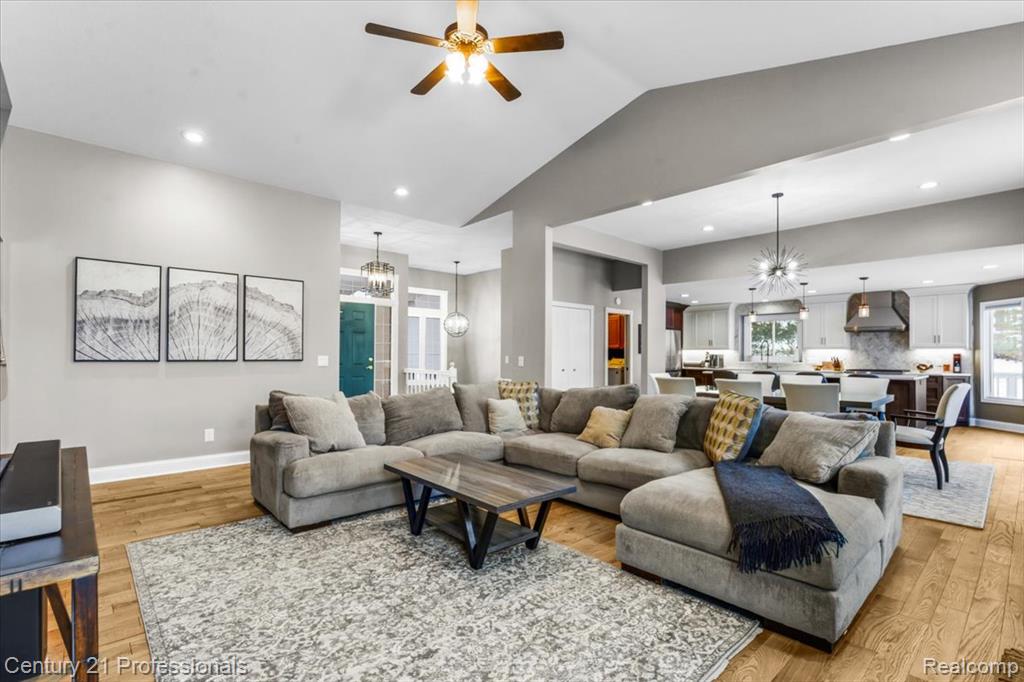 11413 Bancroft Court, Fenton, MI 48430 — Photo 11