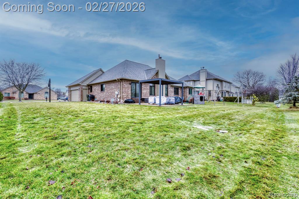 43524 Austin Drive, Sterling Heights, MI 48314 — Photo 35