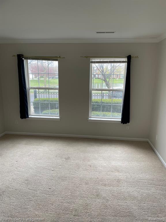 42843 RICHMOND Drive, Sterling Heights, MI 48313 — Photo 28