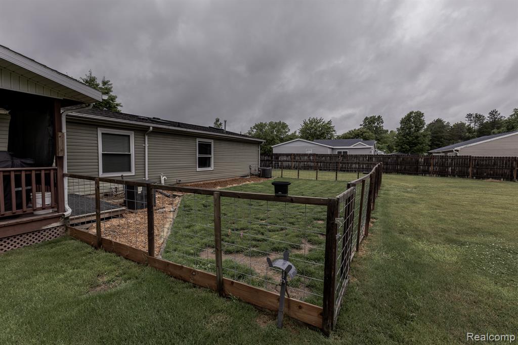 7280 N Bray Road, Mount Morris, MI 48458 — Photo 35