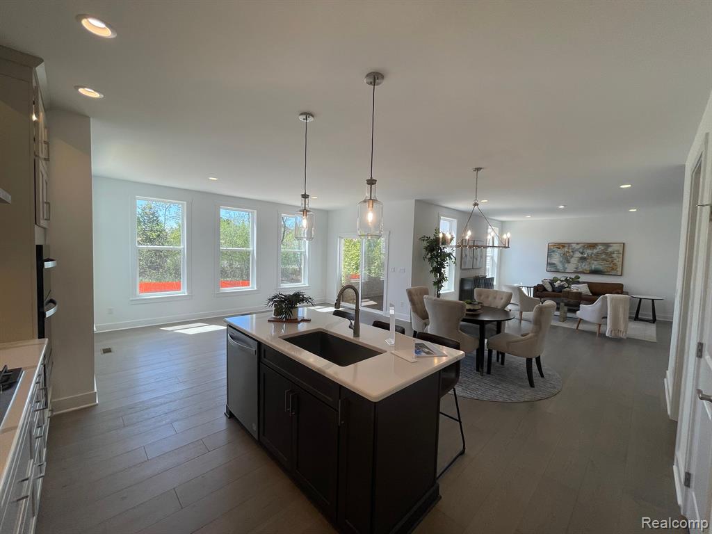 7885 ARIMOORE Drive, West Bloomfield, MI — Photo 12