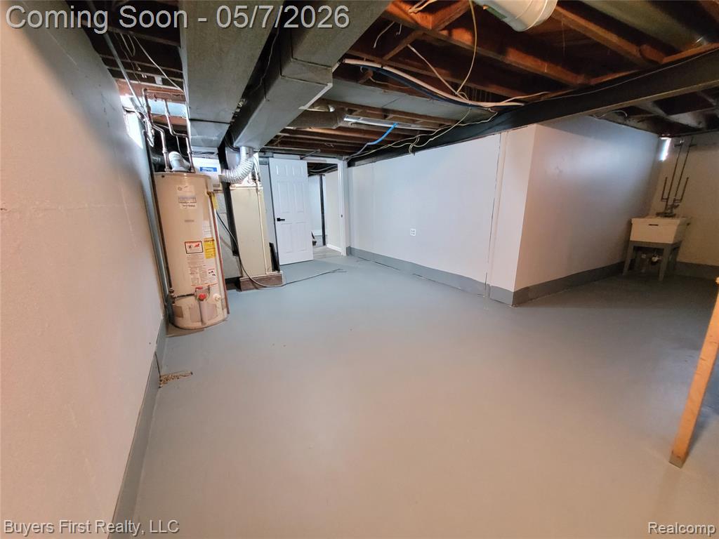 22084 Normandy Avenue, Eastpointe, MI 48021 — Photo 25