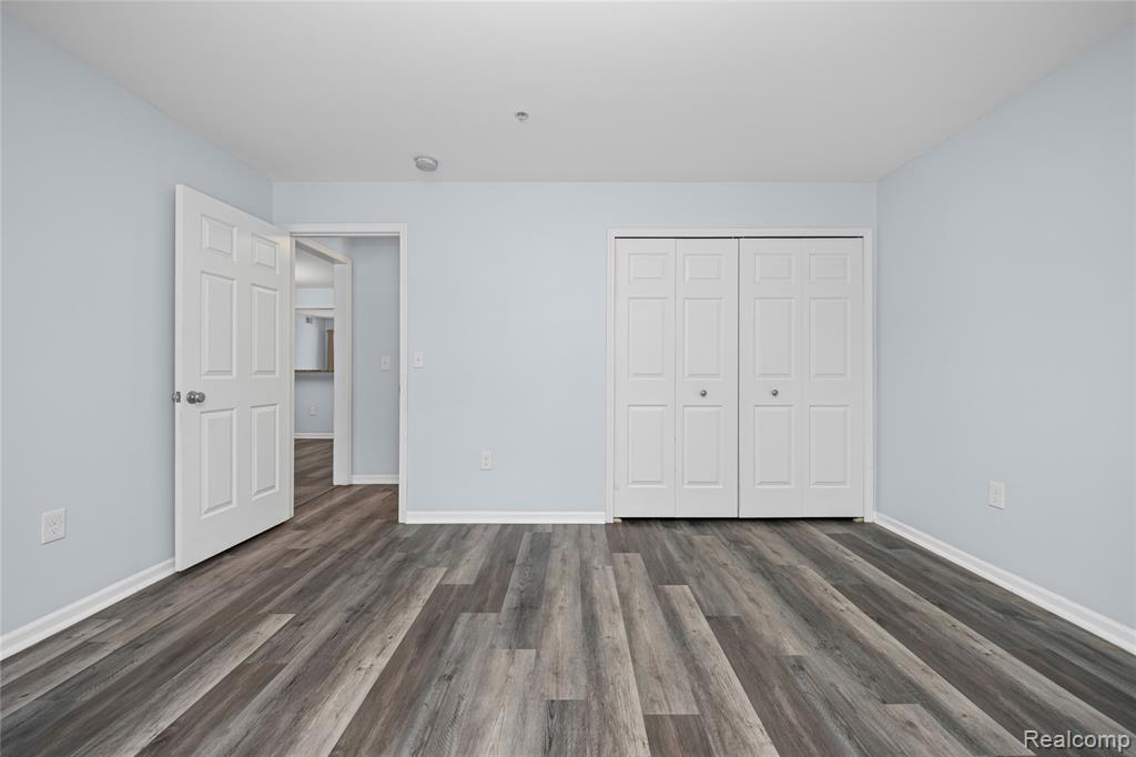 28139 Carlton Way Drive, Novi, MI 48377 — Photo 27