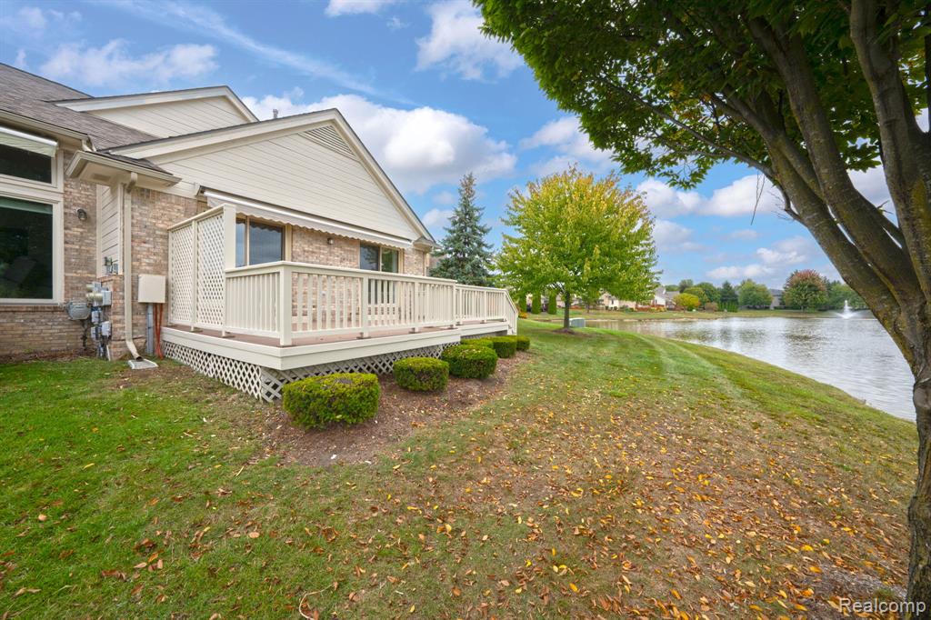 43134 Napa Drive, 35, Sterling Heights, MI 48314 — Photo 32