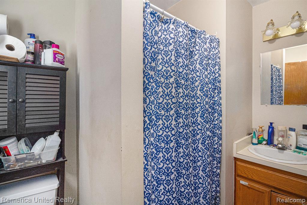 6606 PRESTON Road, Howell, MI 48855 — Photo 10