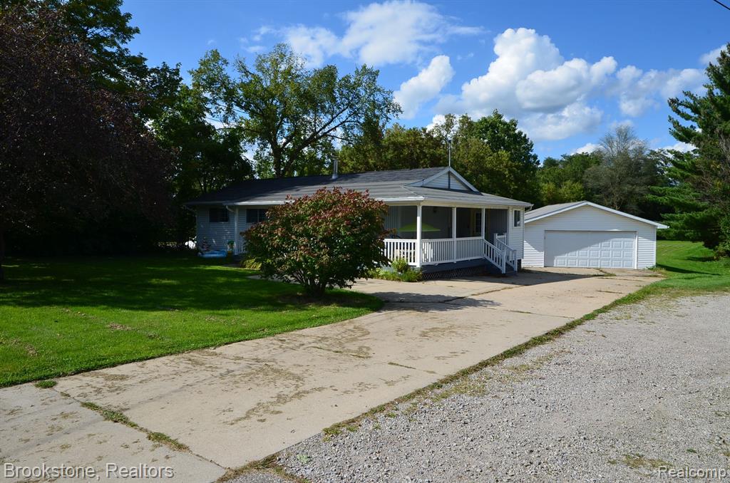 10083 HEGEL Road, Goodrich Vlg, MI — Photo 56