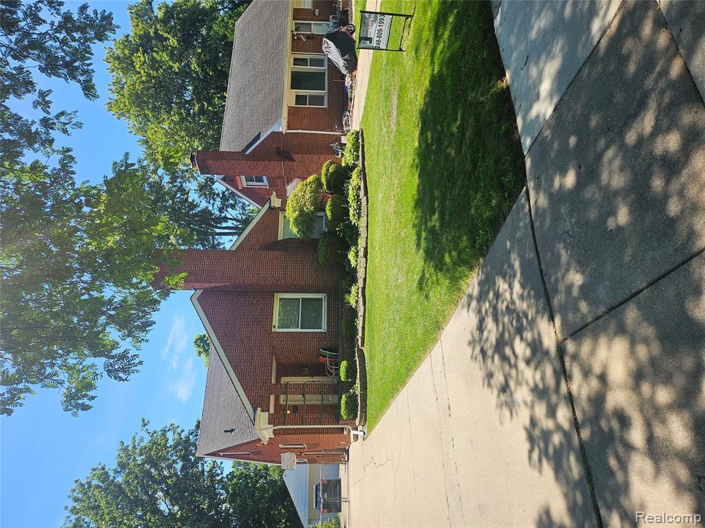 20296 Damman Street, Harper Woods, MI 48225 — Photo 26