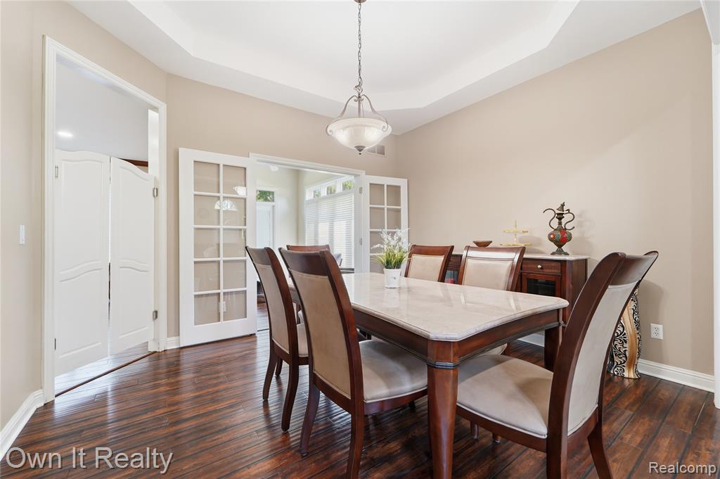 48280 Gladstone Road, Canton, MI 48188 — Photo 11
