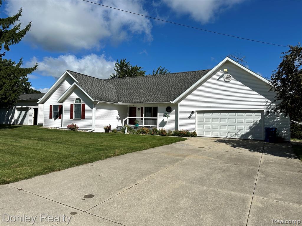 699 E Turner Street, Mayville Vlg, MI 48744 — Photo 36