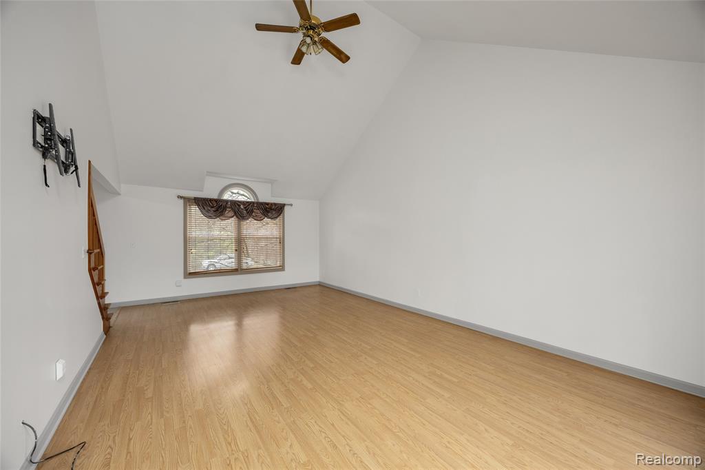 360 Arbor Pine Drive, Ortonville, MI 48462 — Photo 10