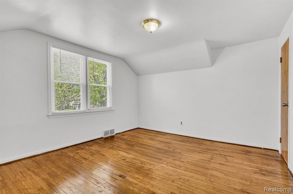 18792 Old Homestead Drive, Harper Woods, MI, 48225