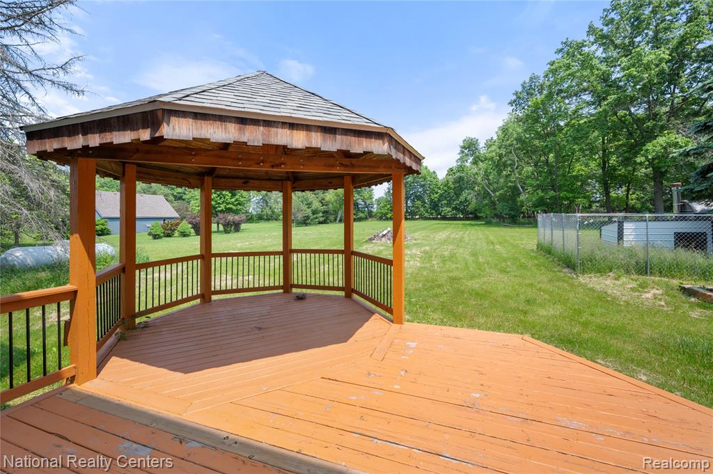 10040 Old Farm Trail, Davisburg, MI 48350 — Photo 7