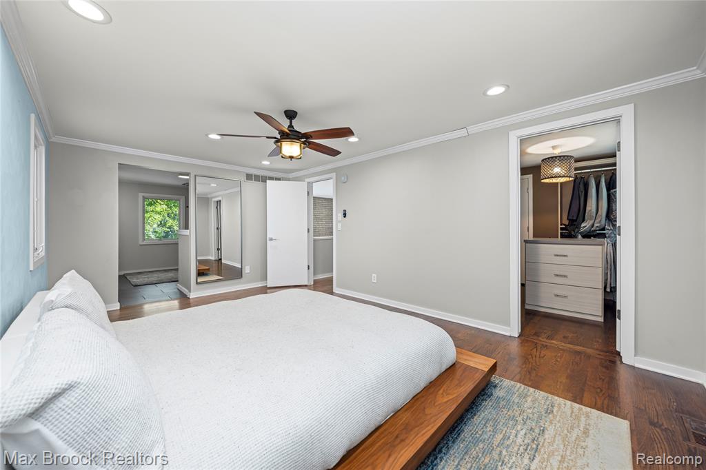 5597 Apple Ridge Trail, West Bloomfield, MI — Photo 31