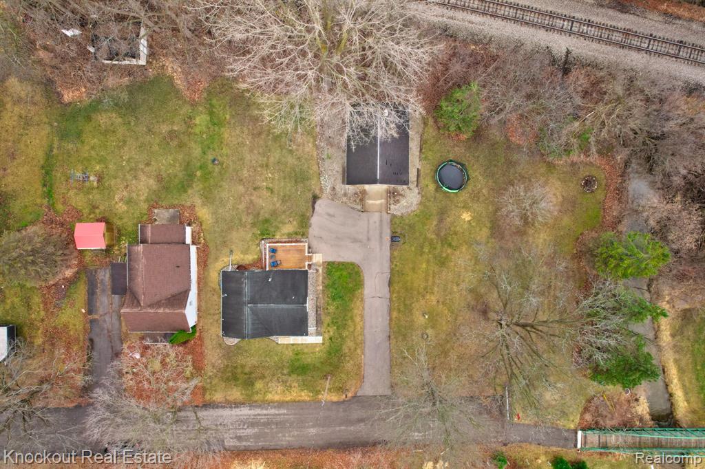 213 E Maple Street, Vassar, MI 48768 — Photo 38