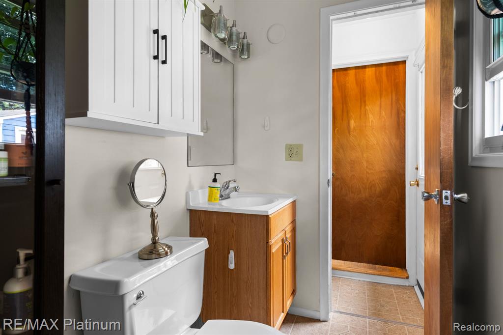6 Salem Court, Ann Arbor, MI 48104 — Photo 19