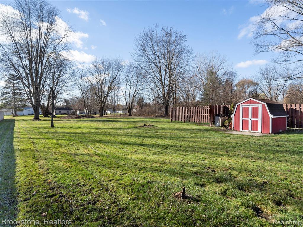 52421 WASHINGTON Street, New Baltimore, MI 48047 — Photo 24