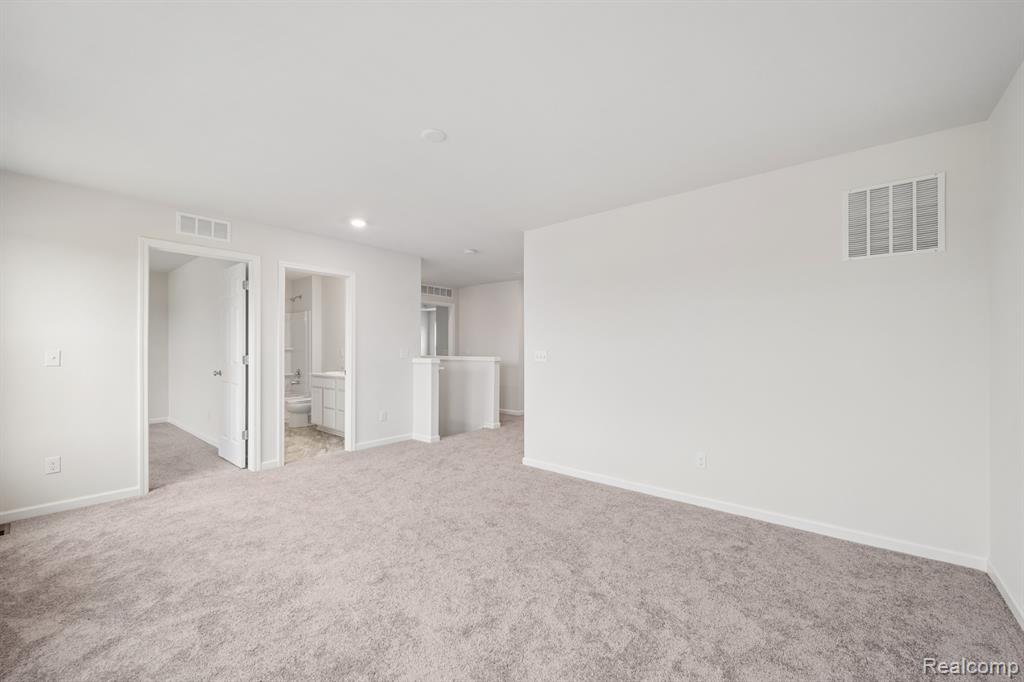 34427 Starling, Chesterfield, MI 48047 — Photo 15