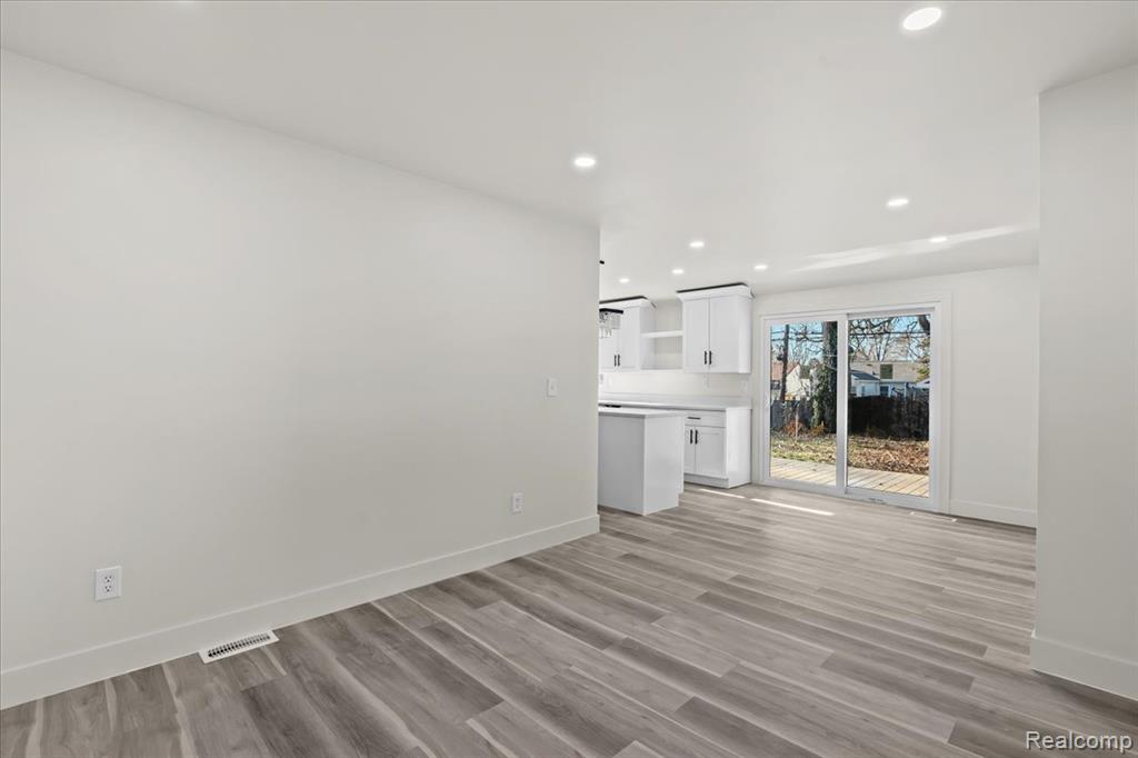 26059 Brush Street, Madison Heights, MI 48071 — Photo 10