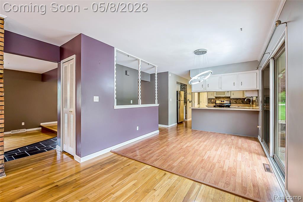 7584 Brookview Court, Brighton, MI 48116 — Photo 14