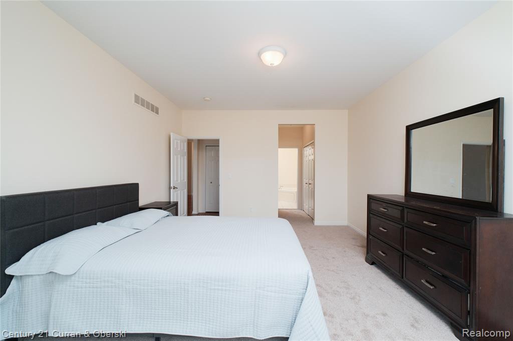 24838 Valleywood Drive, South Lyon, MI 48178 — Photo 10