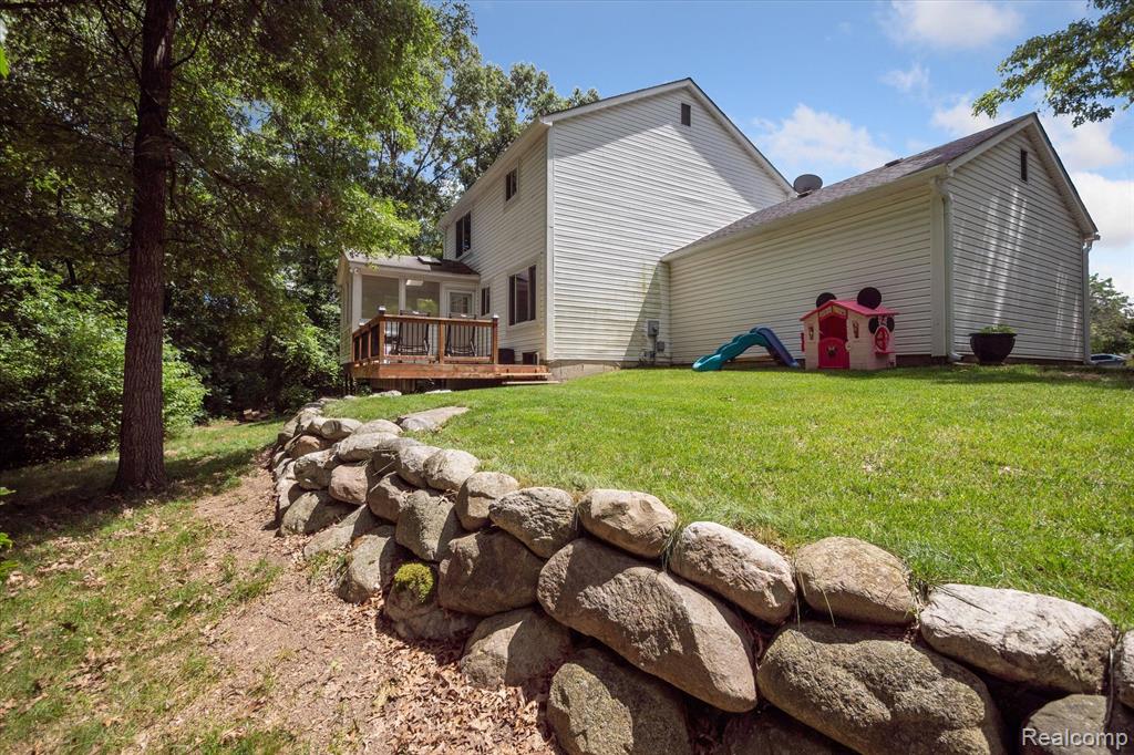 4060 STANMOOR Drive, Waterford, MI 48329 — Photo 42