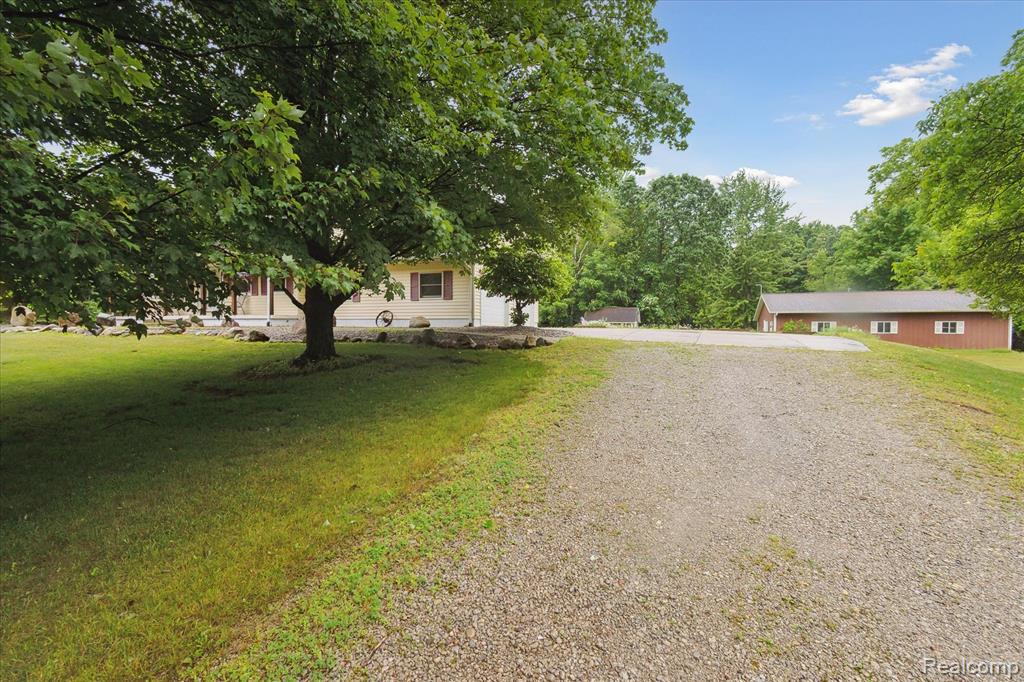 2057 W Brown Road, Mayville Vlg, MI 48744 — Photo 29