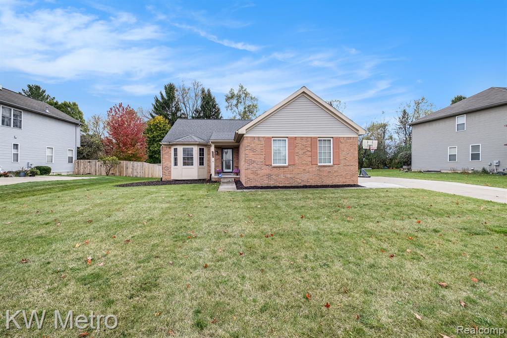 5506 Still Meadow Lane, Grand Blanc, MI 48439 — Photo 3