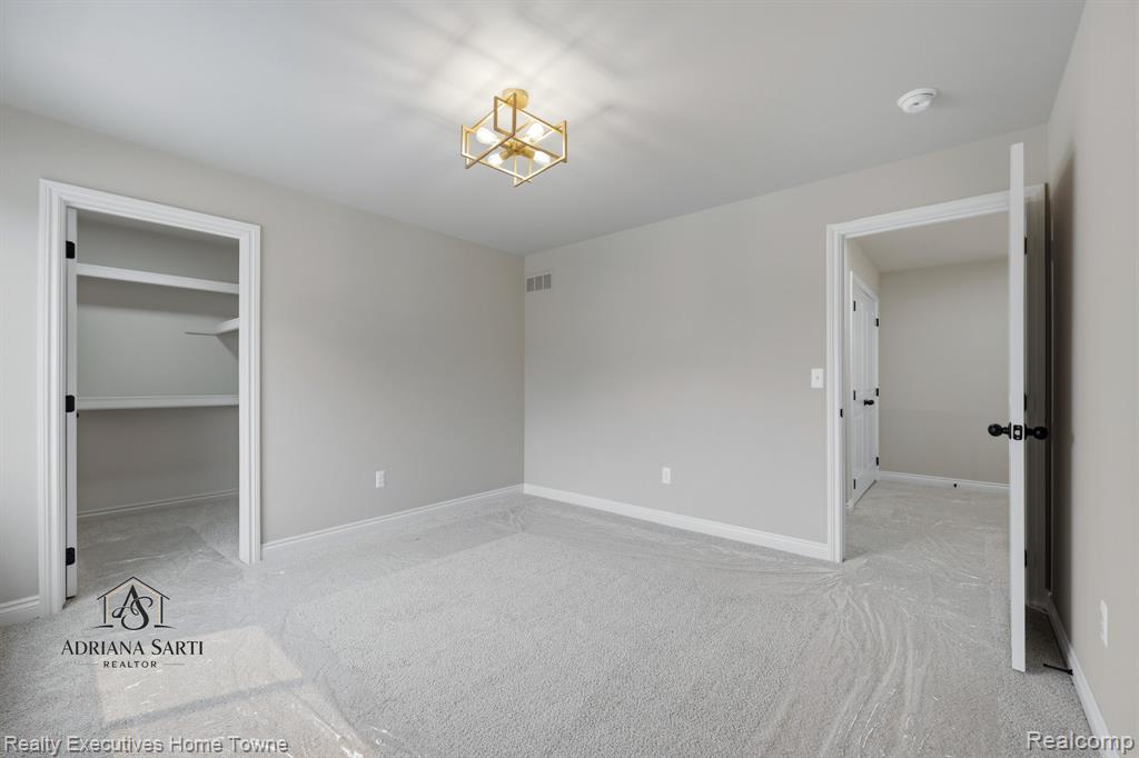 50733 MISTWOOD Drive, Macomb, MI 48042 — Photo 39