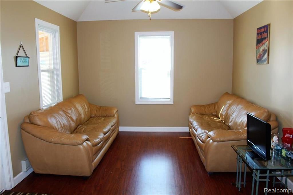 752 Preston Island, Orion, MI 48362 — Photo 42