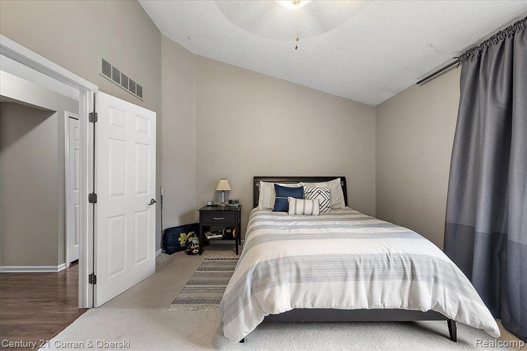 49750 PLYMOUTH Way, Plymouth, MI 48170 — Photo 19
