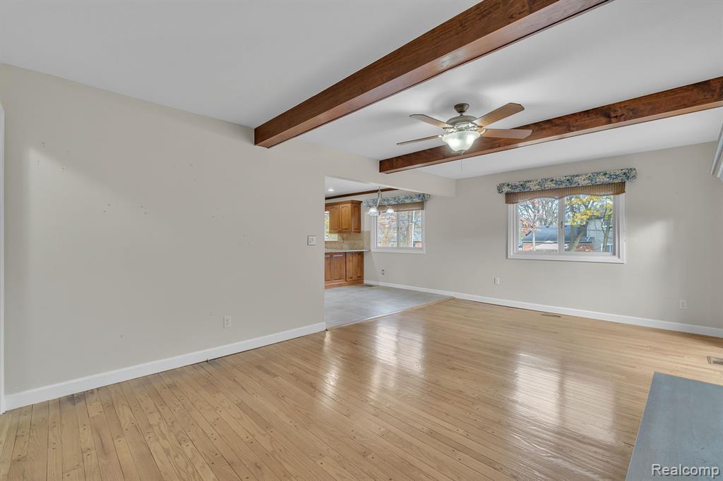 4248 WHITEBIRCH Drive, West Bloomfield, MI 48323 — Photo 23