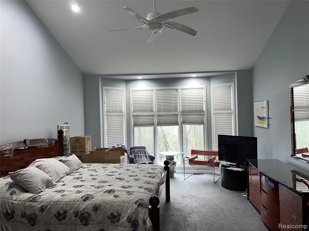 6426 Country Shire Lane, West Bloomfield, MI 48323 — Photo 32