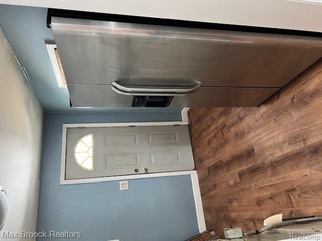 727 E Madge Avenue, Hazel Park, MI 48030 — Photo 12