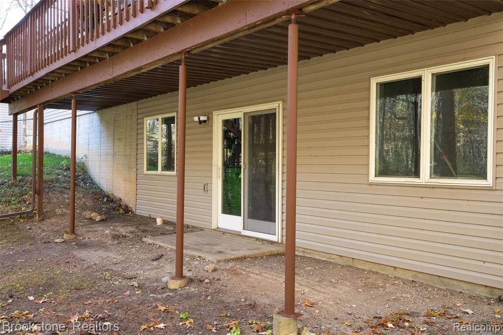 16567 DIXIE Highway, Davisburg, MI 48350 — Photo 10