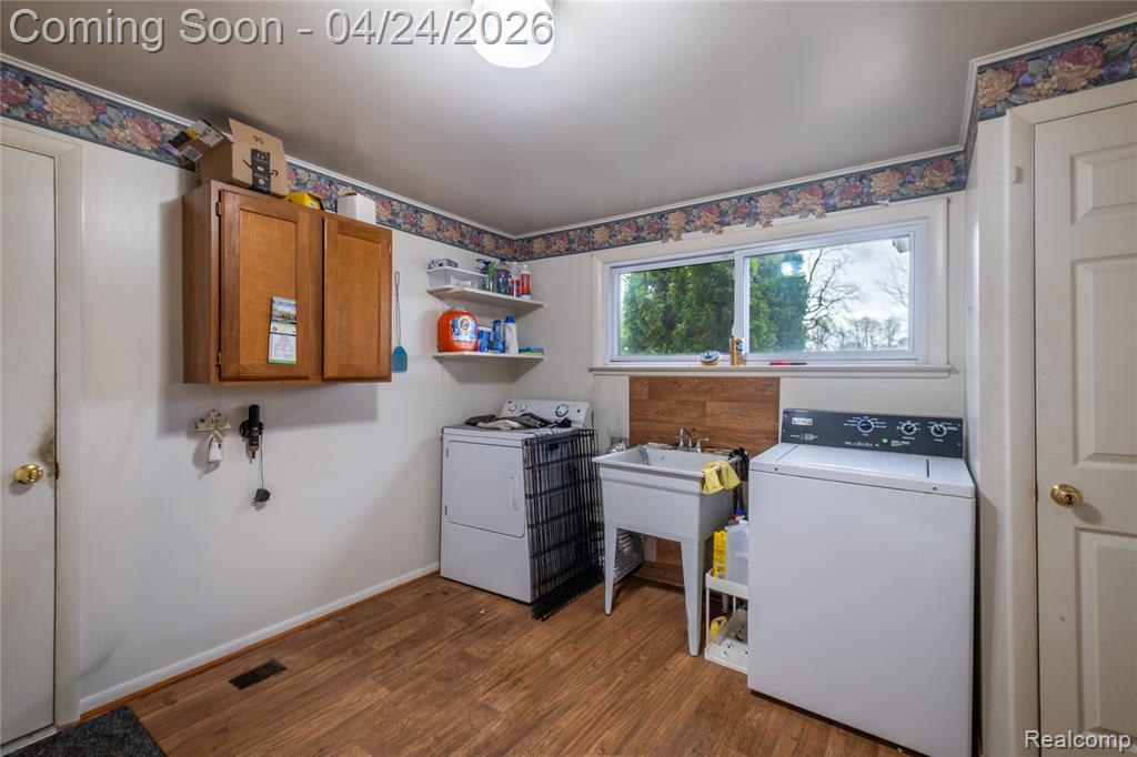 9057 Brookville Road, Plymouth, MI 48170 — Photo 4