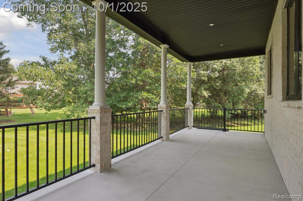 46676 Grand Oak Court, Canton, MI 48187 — Photo 44