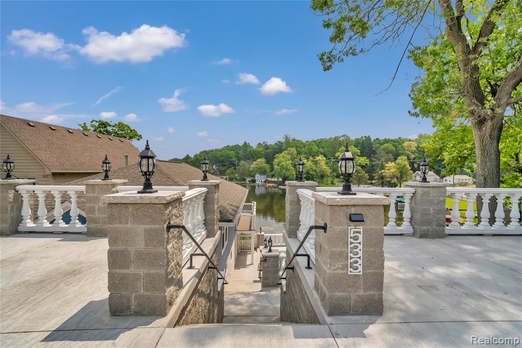 533 Bellevue Avenue, Lake Orion, MI 48362 — Photo 54