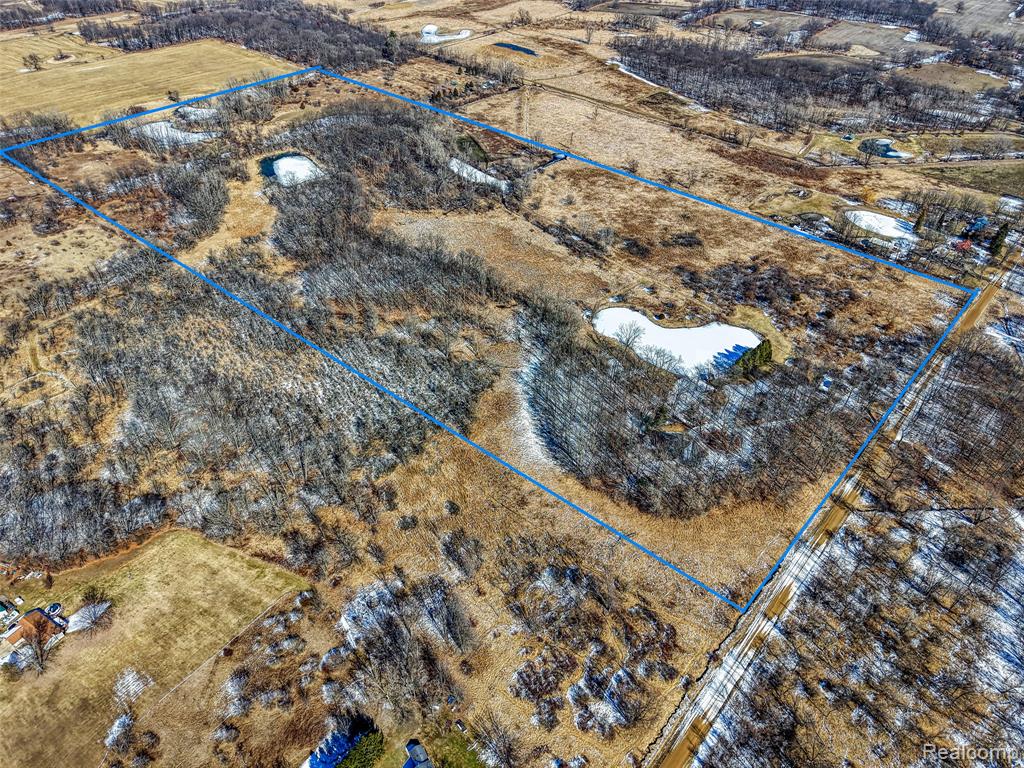 9800 Roberts Road, Gregory, MI 48137 — Photo 20