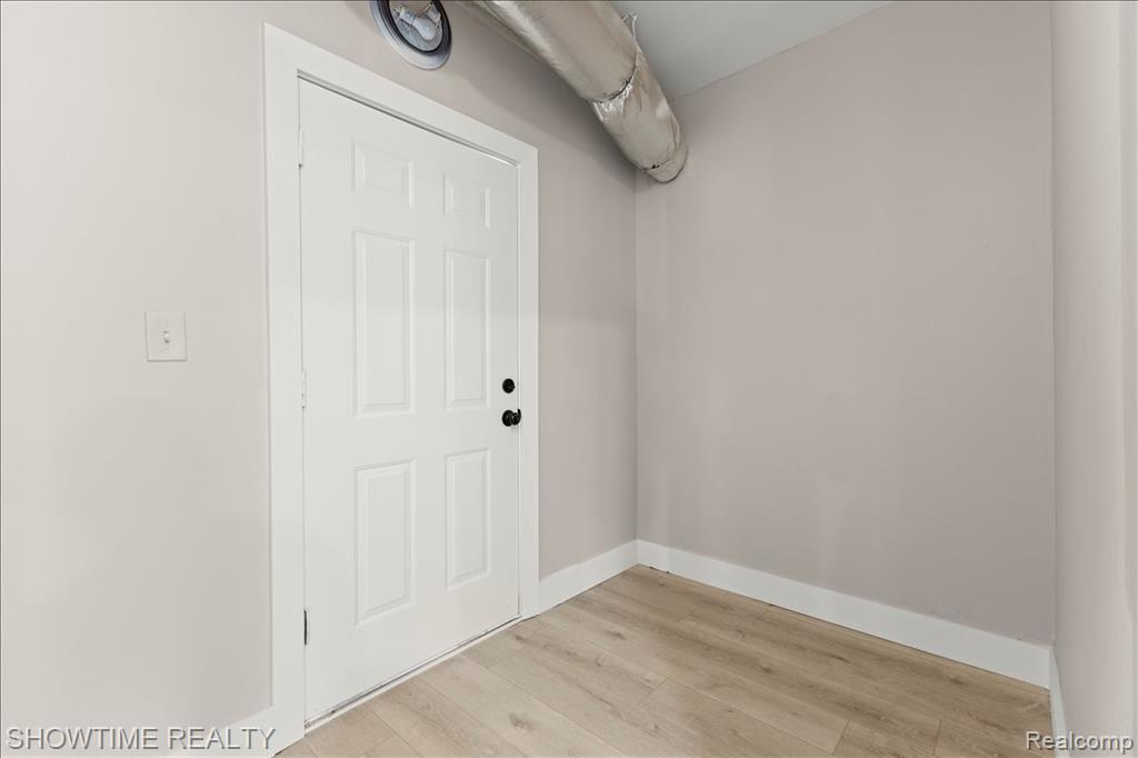 1865 N BLACKS CORNERS Road, Imlay City, MI 48444 — Photo 26