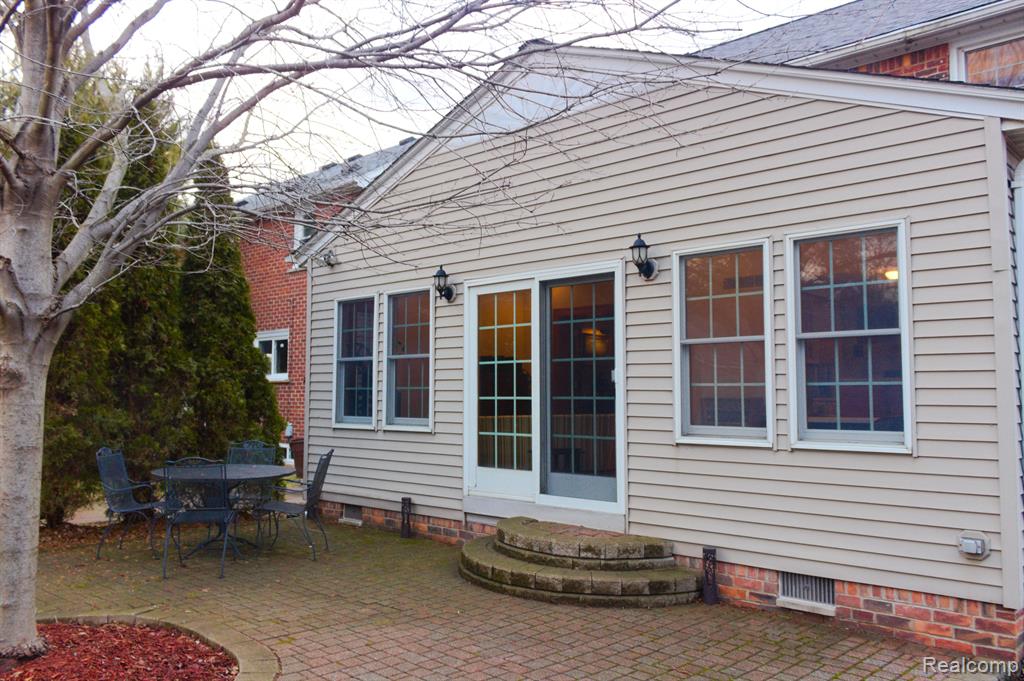 521 N MILITARY Street, Dearborn, MI 48124 — Photo 38
