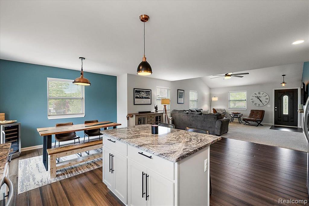 7611 Peninsula, Waterford, MI 48327 — Photo 16