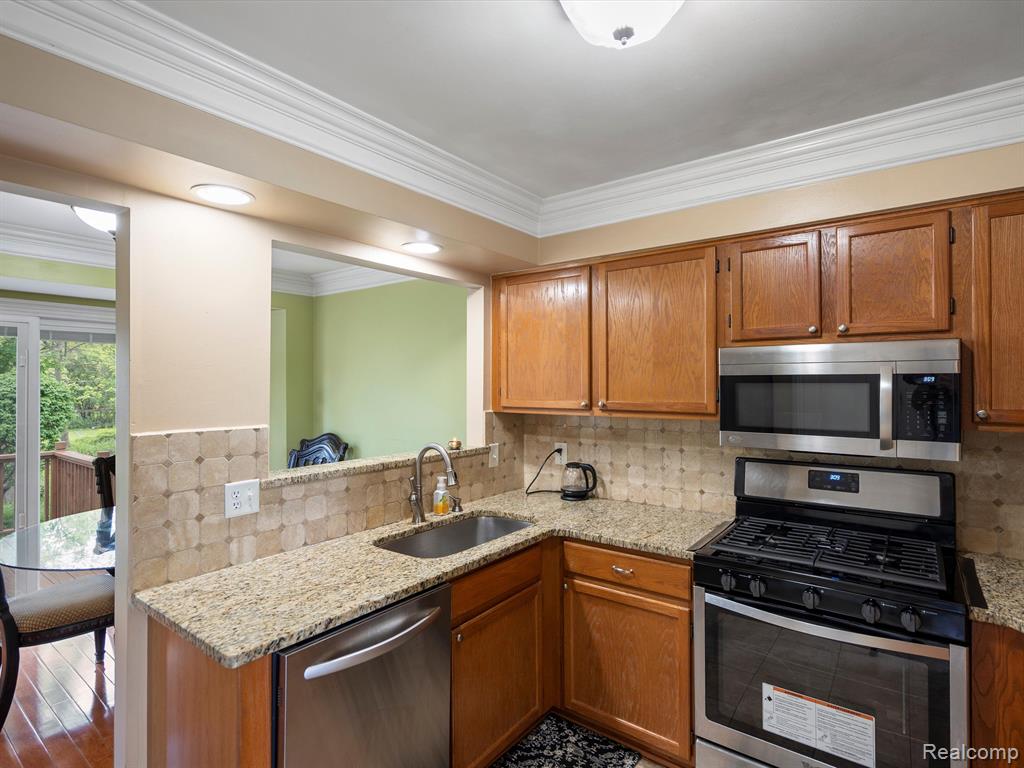 7323 S KINGSTON, Westland, MI — Photo 13