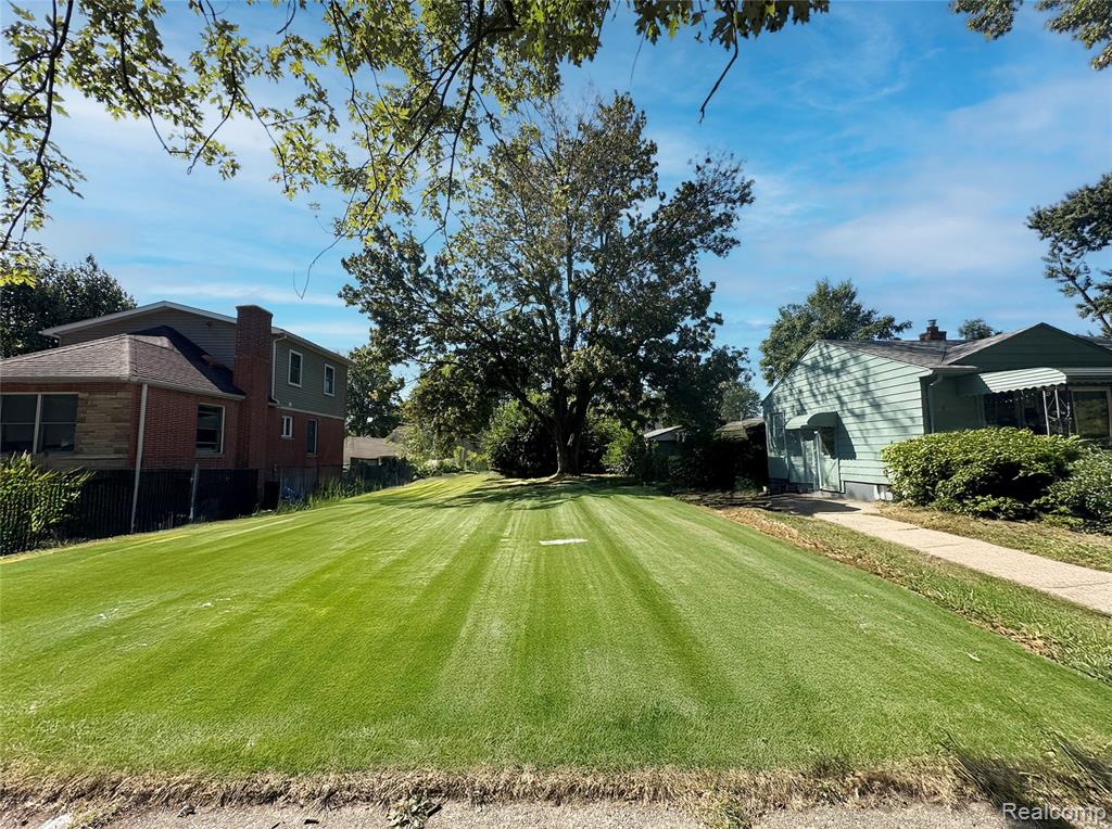 2526 W Forest Avenue, Detroit, MI, 48208